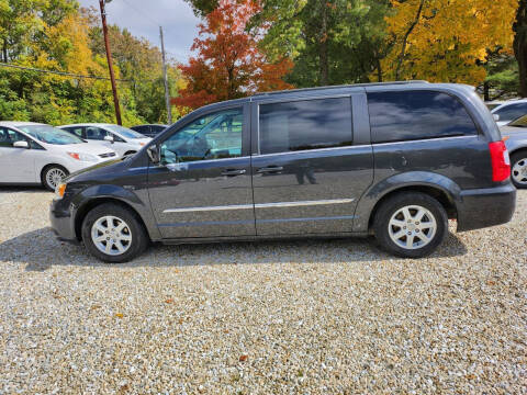 Chrysler Town and Country For Sale in Canton IL L L Used Cars Inc