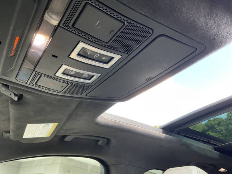 2019 Jaguar F-PACE S