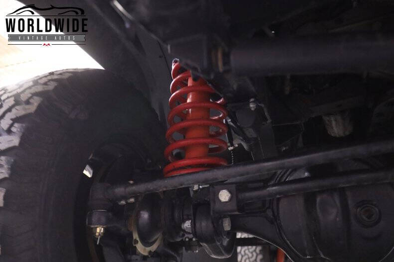 1984 Land Rover Defender