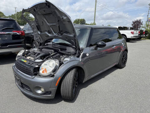 2010 MINI Cooper John Cooper Works