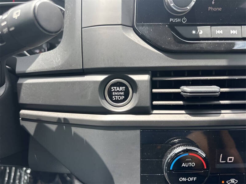 2024 Nissan Pathfinder S