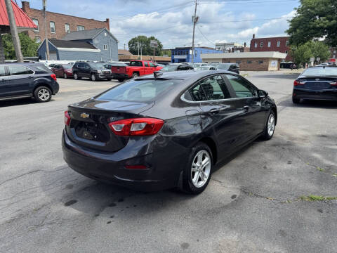 2017 Chevrolet Cruze LT Auto