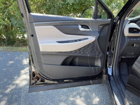 2023 Hyundai Santa Fe SE