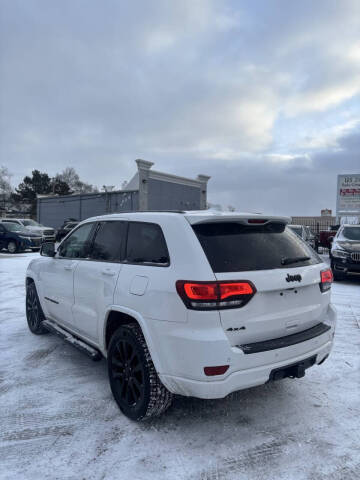 2017 Jeep Grand Cherokee Laredo