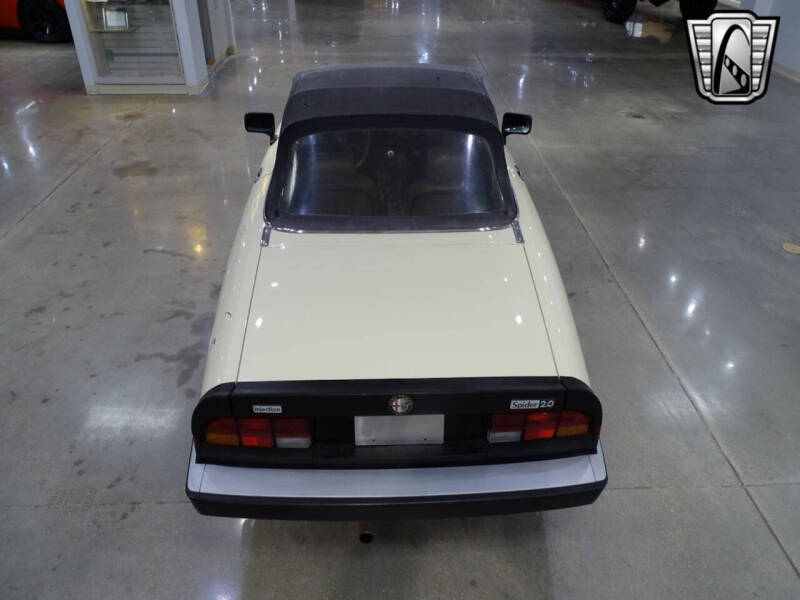 1984 Alfa Romeo Spider Veloce