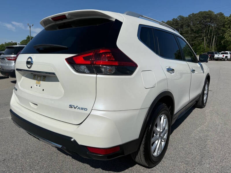 2018 Nissan Rogue SV