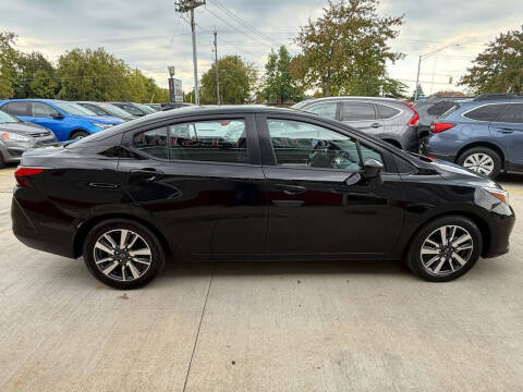 2023 Nissan Versa SV