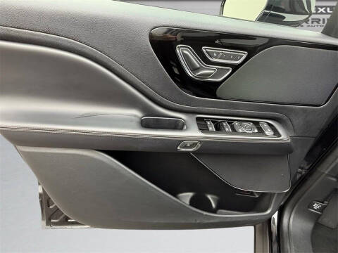 2022 Lincoln Aviator Standard