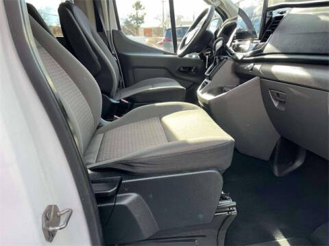 2023 Ford Transit 350 XLT