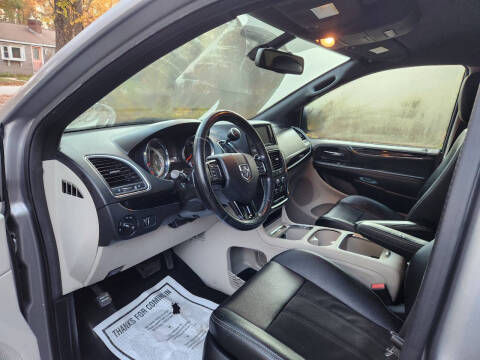 2020 Dodge Grand Caravan SXT