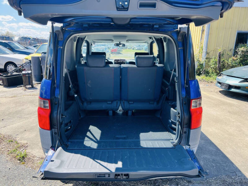 2004 Honda Element LX