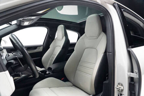 2024 Porsche Cayenne Coupe