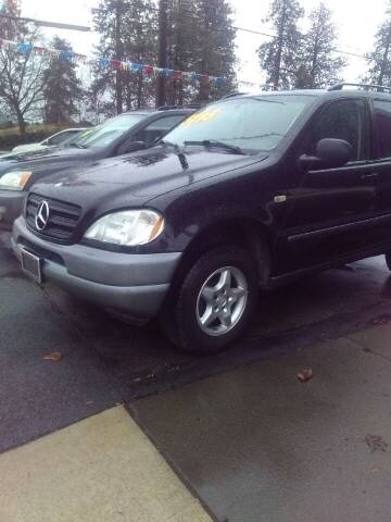 1999 Mercedes-Benz M-Class for sale at Car Mart in Spokane WA