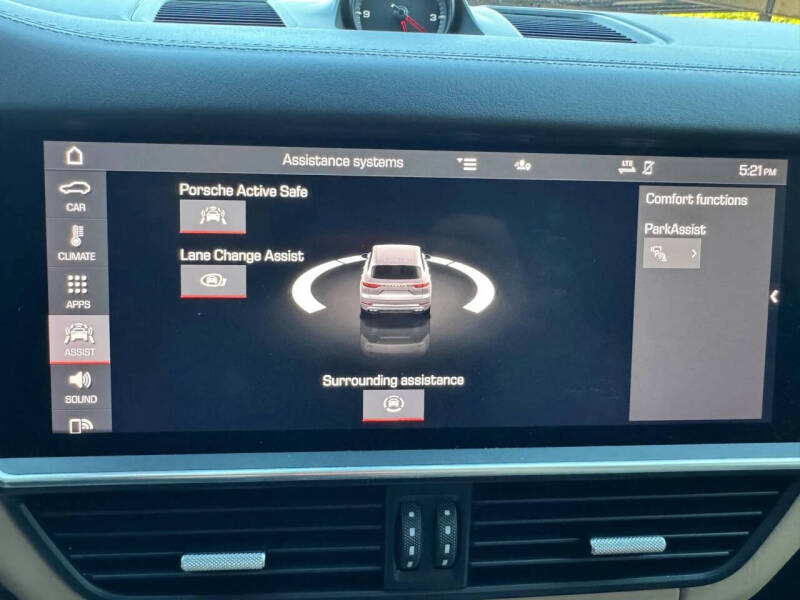 2021 Porsche Cayenne Turbo