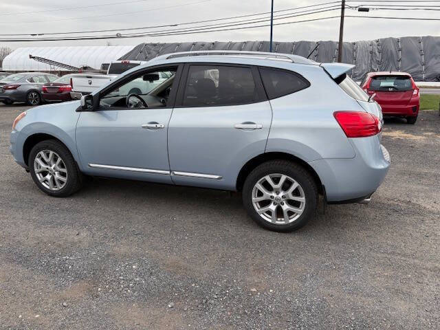 2013 Nissan Rogue SV w/SL Package