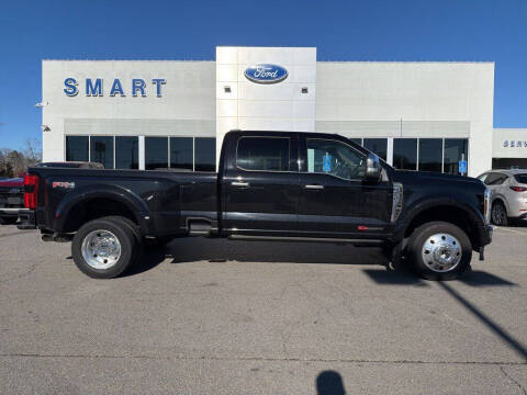 2025 Ford F-450 Super Duty Platinum