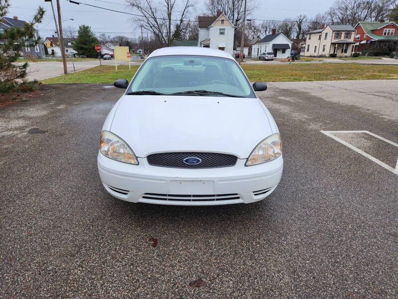 2004 Ford Taurus SES