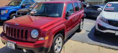 2014 Jeep Patriot for sale at TEMPLETON MOTORS in Chicago IL