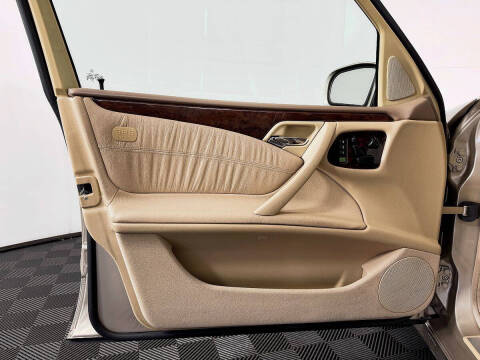 2001 Mercedes-Benz E-Class E 320 4MATIC