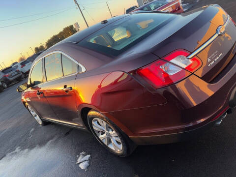 2011 Ford Taurus SEL