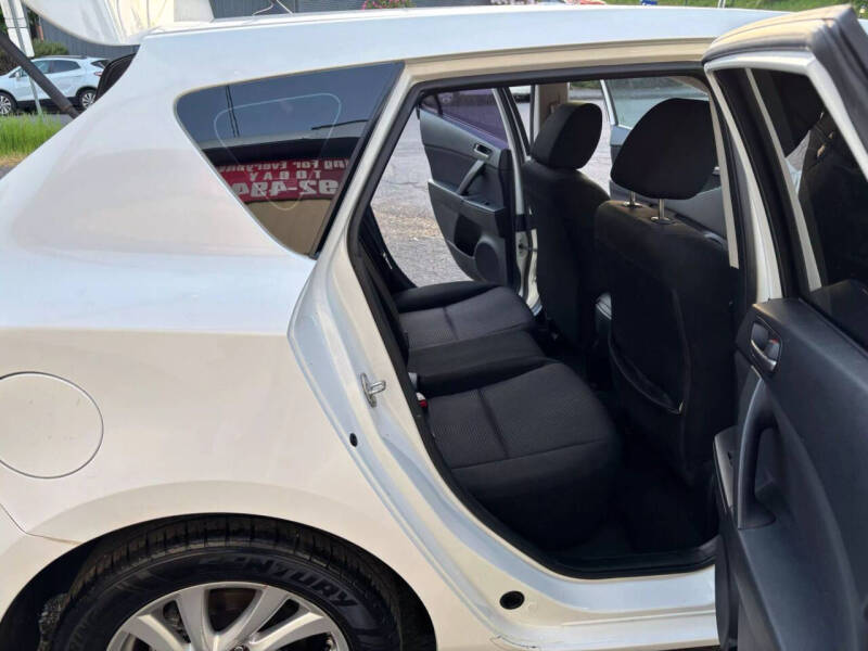 2013 Mazda MAZDA3 i Touring