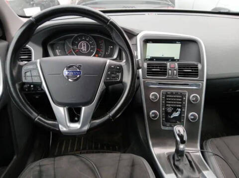 2016 Volvo XC60 T5 Drive-E