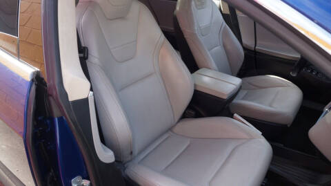 2016 Tesla Model S 90D