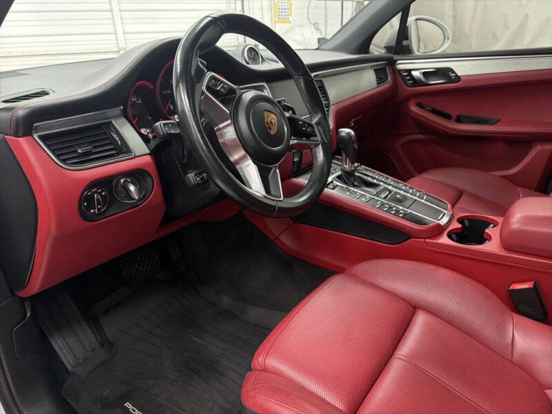 2017 Porsche Macan GTS
