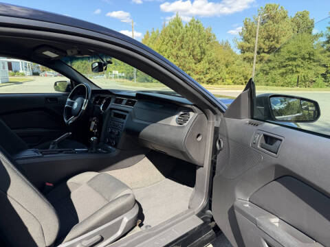 2014 Ford Mustang V6