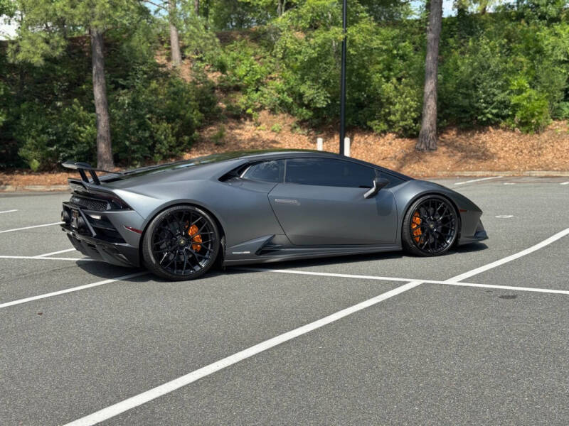 2020 Lamborghini Huracan EVO