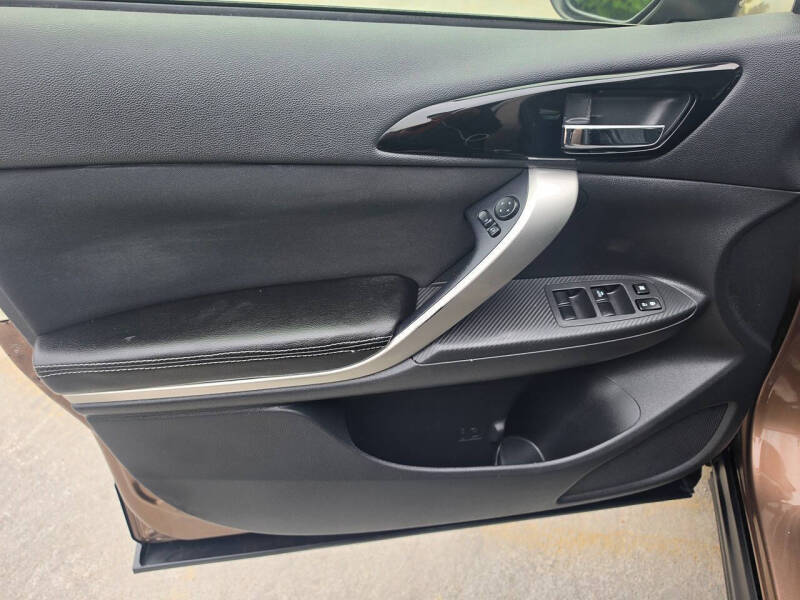 2019 Mitsubishi Eclipse Cross SE