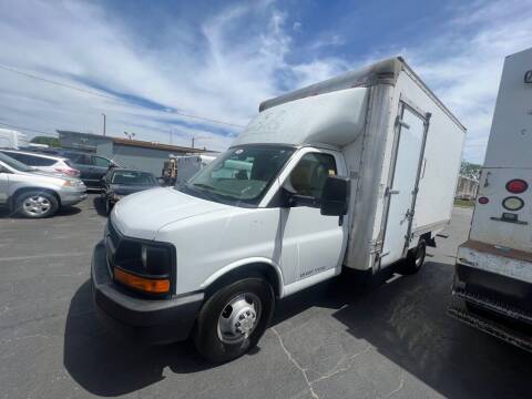 2016 Chevrolet Express for sale at Connect Truck and Van Center in Indianapolis IN