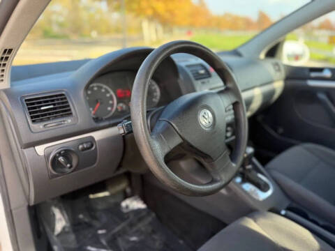 2009 Volkswagen Rabbit S PZEV