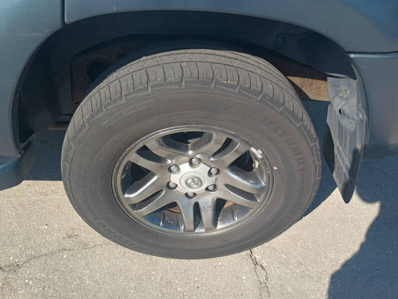 2007 Toyota Sequoia SR5