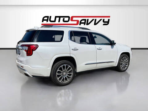 2023 GMC Acadia Denali