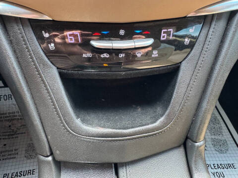 2017 Cadillac XT5 Platinum