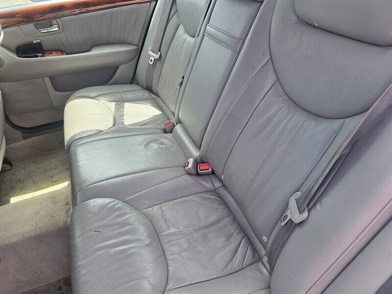 2005 Lexus LS 430