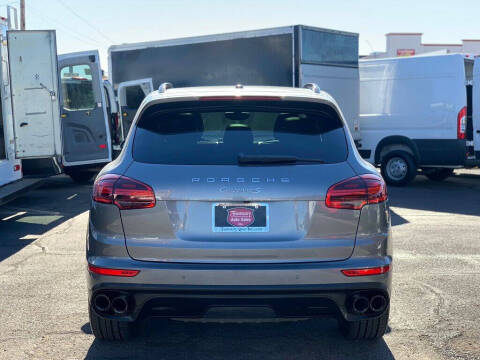 2017 Porsche Cayenne S