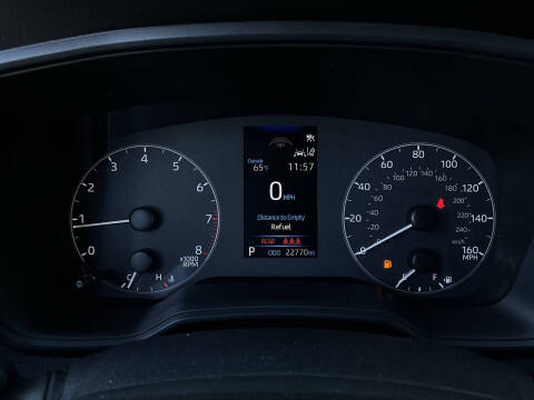 2025 Toyota Corolla Cross LE