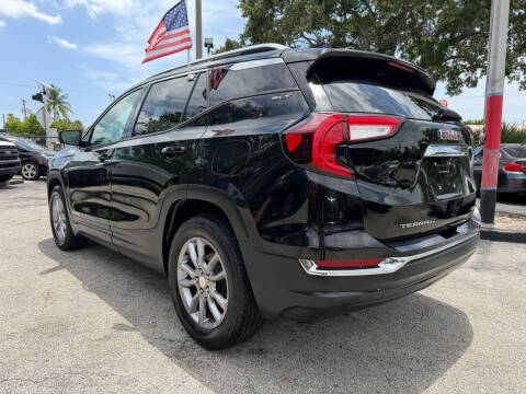 2022 GMC Terrain SLT