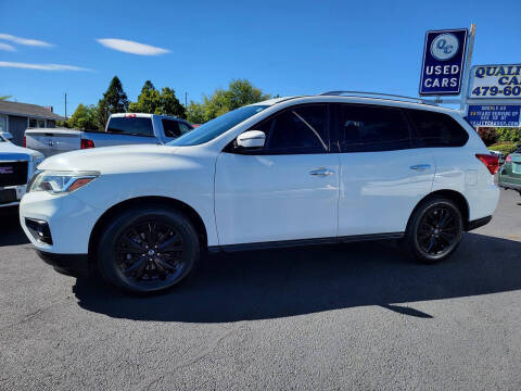 2017 Nissan Pathfinder SV