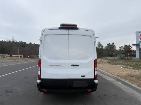 2022 Ford Transit 250