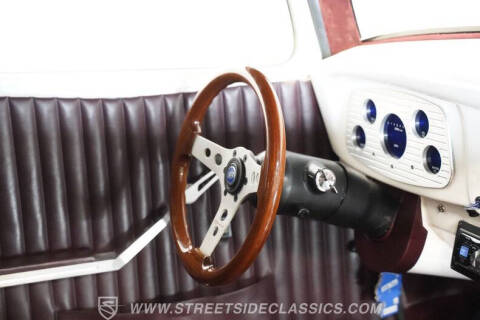 1933 Ford Victoria