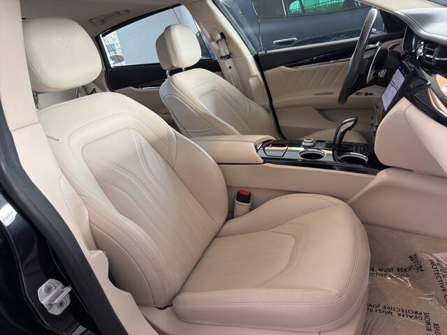 2022 Maserati Quattroporte Modena Q4