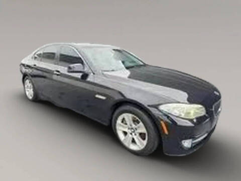 2012 BMW 5 Series 528i