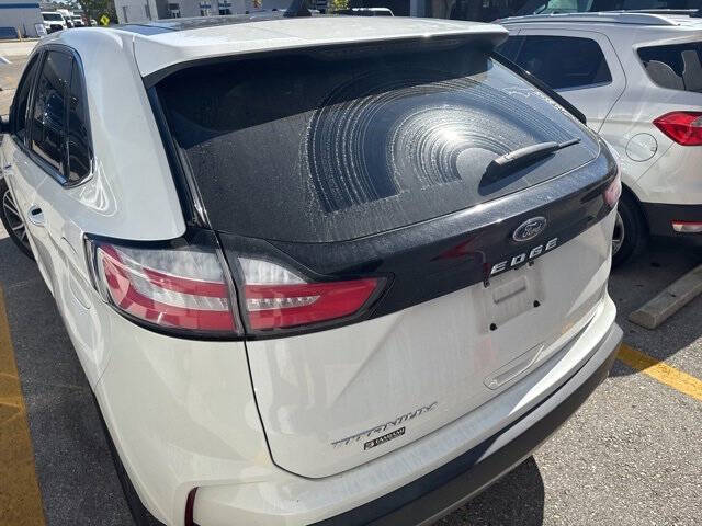 2021 Ford Edge Titanium