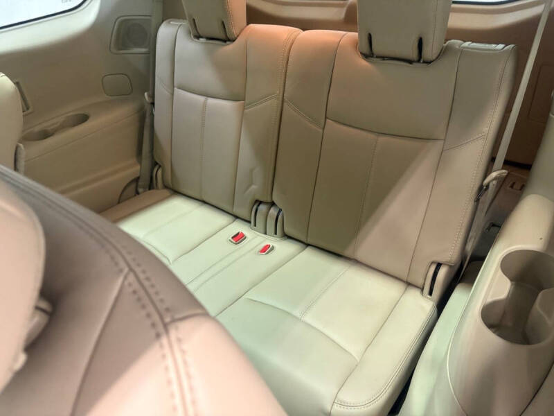 2014 Nissan Pathfinder SL