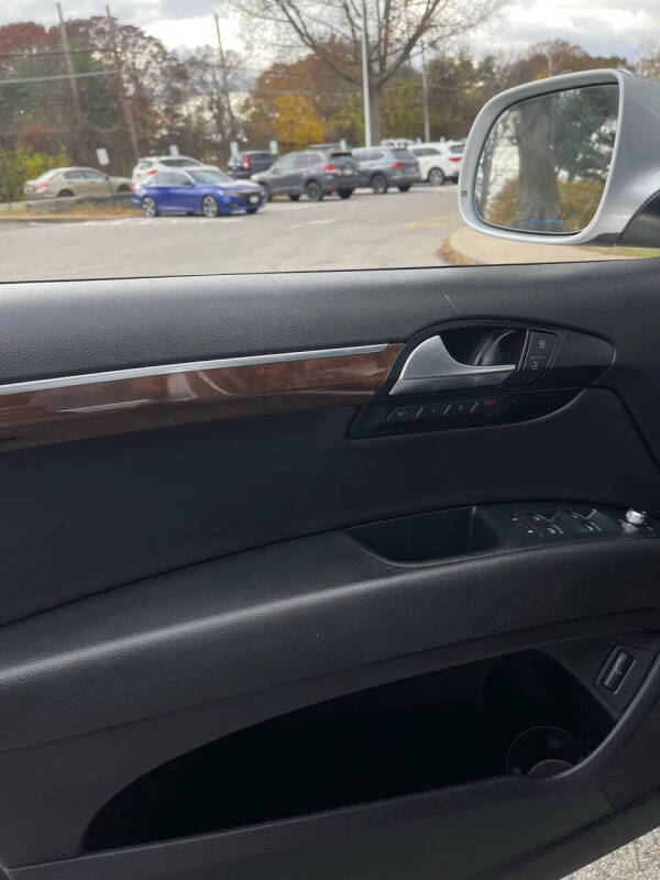 2012 Audi Q7 3.0T quattro Premium Plus