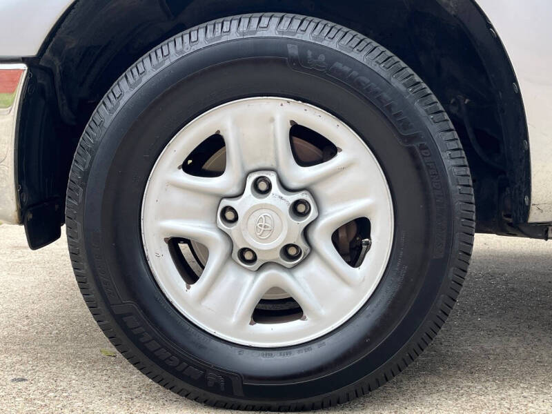 2011 Toyota Tundra Grade