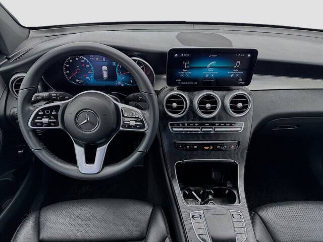 2022 Mercedes-Benz GLC GLC 300